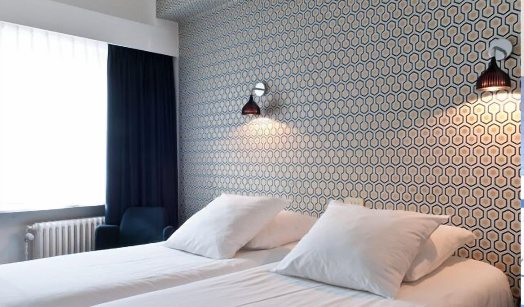 Hotel Queen Anne Brussel Bagian luar foto