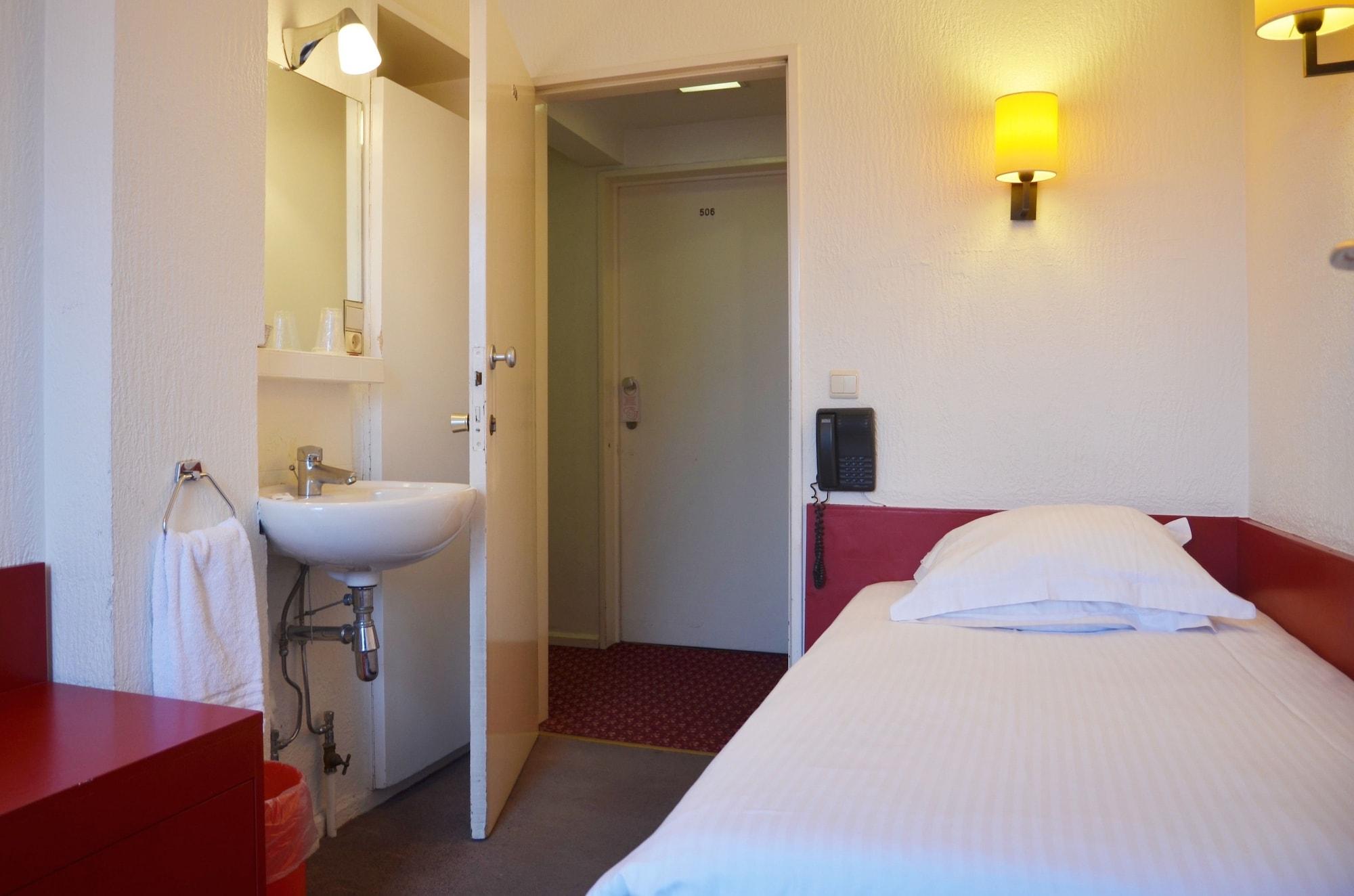Hotel Queen Anne Brussel Bagian luar foto