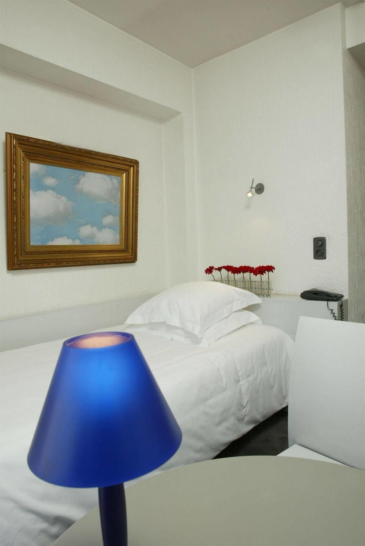 Hotel Queen Anne Brussel Bagian luar foto
