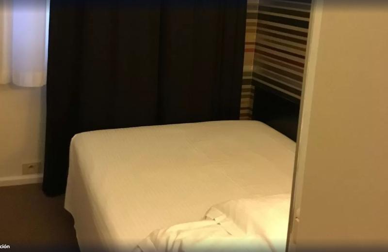 Hotel Queen Anne Brussel Bagian luar foto